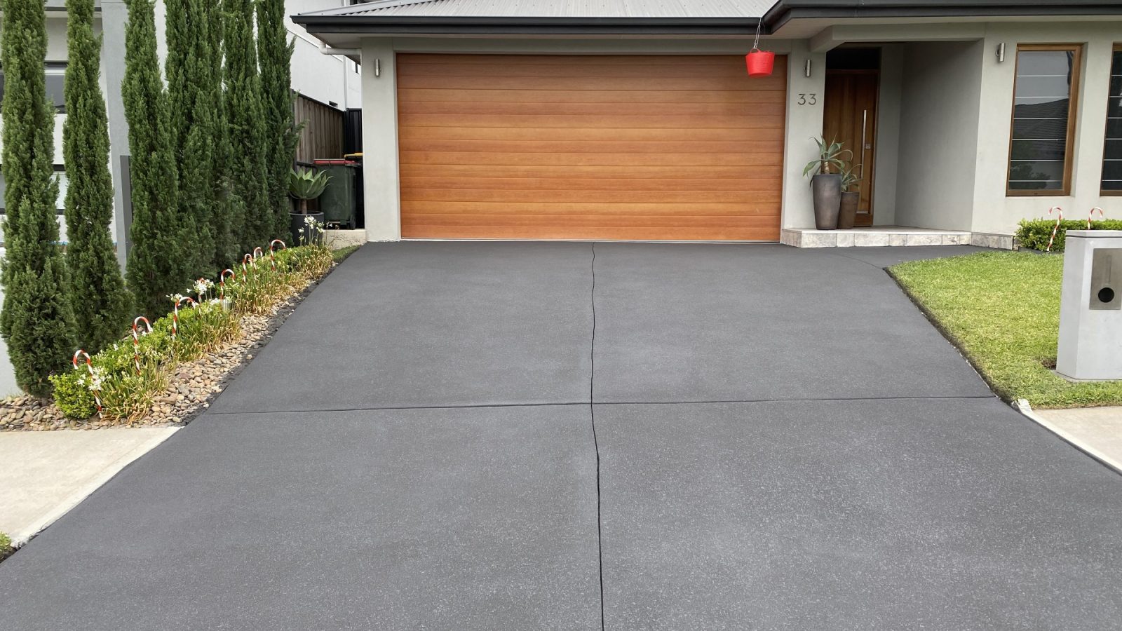 Steep Sydney driveway finished with an anti-slip resurfacing coating